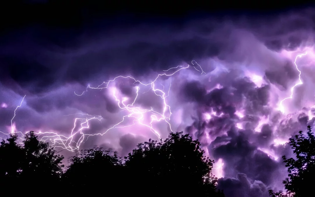 Refuge in a thunderstorm